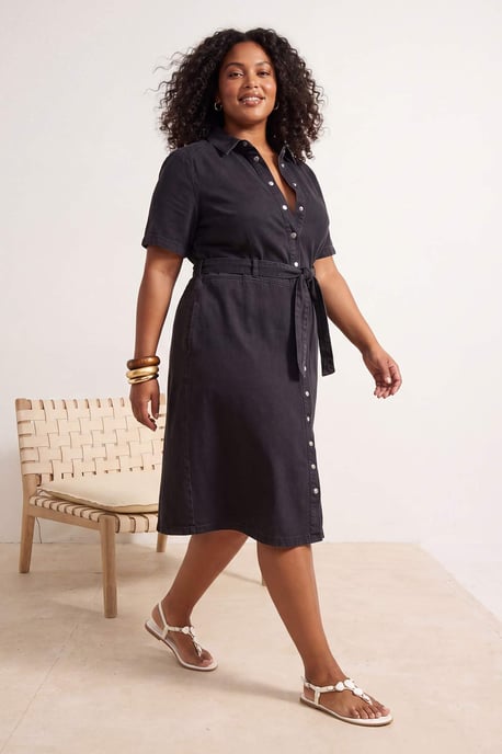 Trendyol Curve Dam Svart Enfärgad Maxi Kort A-linje Plus size Klänning - Image 2