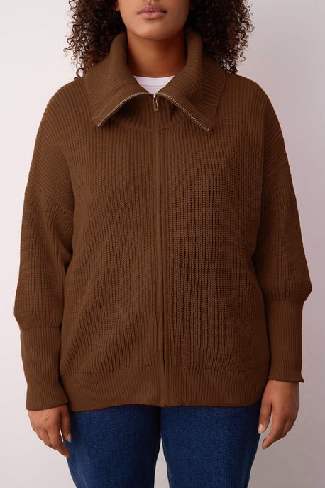 Trendyol Curve Dam Brun Enfärgad Lång Regular fit Plus size Koftor - Image 2