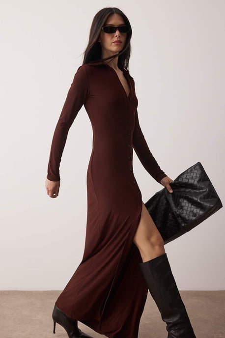 TRENDYOLMİLLA Women's Brown Plain Maxi Long Casual Bodycon Dresses - Image 4