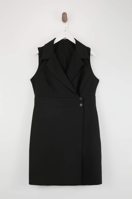 Trendyol Curve Dam Svart Enfärgad Maxi Ärmlös Business A-linje Plus size Klänning - Image 3