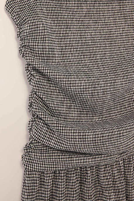 Trendyol Curve Dam Svart Rutig Maxi Ärmlös A-linje Plus size Klänning - Image 4