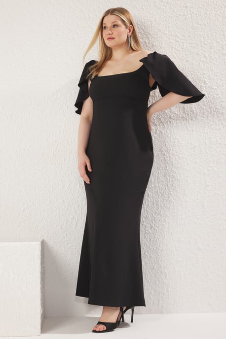 Trendyol Curve Dam Svart Enfärgad Maxi Kort Elegant/Kväll A-linje Plus size Klänning - Image 1