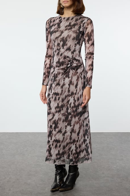 TRENDYOLMİLLA Dames Bruin Bloemen Maxi Lang Casual A-lijn Jurken - Image 2