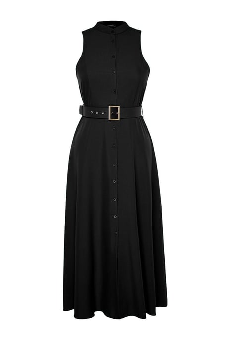 Trendyol Curve Dam Svart Enfärgad Maxi Ärmlös Casual Skjortklänning Plus size Klänning - Image 4