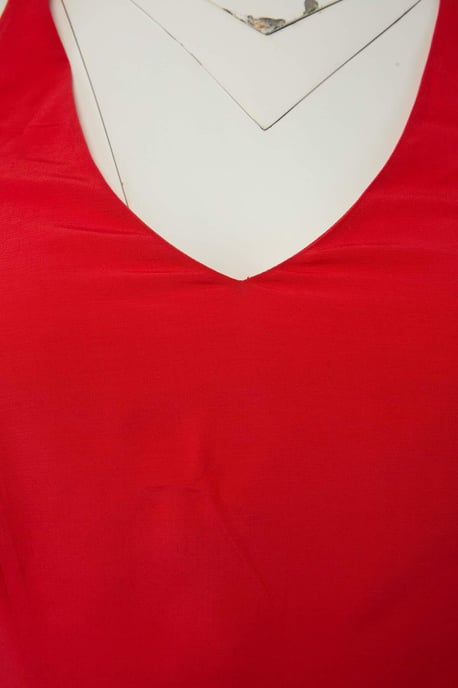 Trendyol Curve Dam Röd Prickig Maxi Ärmlös A-linje Plus size Klänning - Image 4