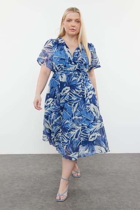 Trendyol Curve Dam Blå Blommig Maxi Kort Casual A-linje Plus size Klänning - Image 6