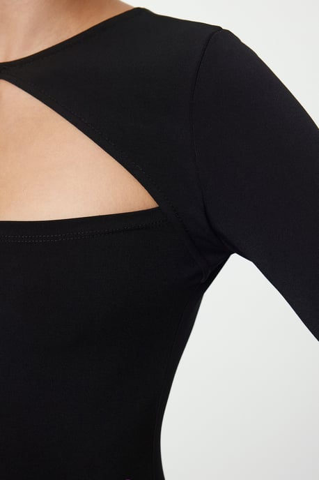 TRENDYOLMİLLA Dam Svart Enfärgad Maxi Lång Elegant/Kväll Bodycon Klänningar - Image 3