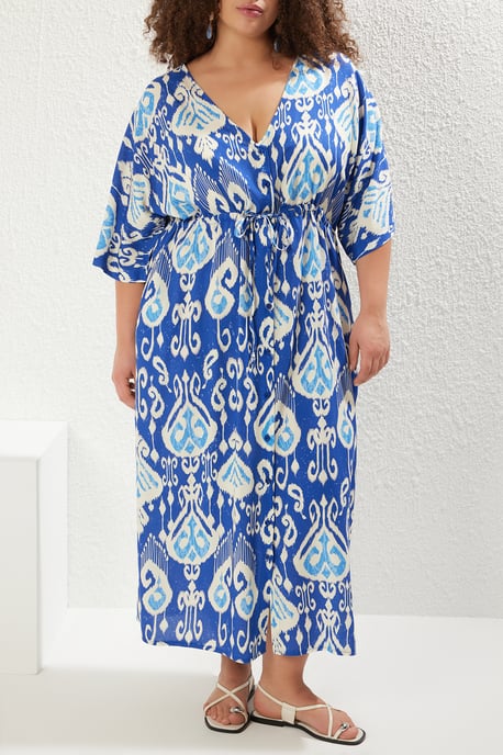 Trendyol Curve Dam Blå Etniskt mönster Maxi Kort Strandkläder A-linje Plus size Klänning - Image 2