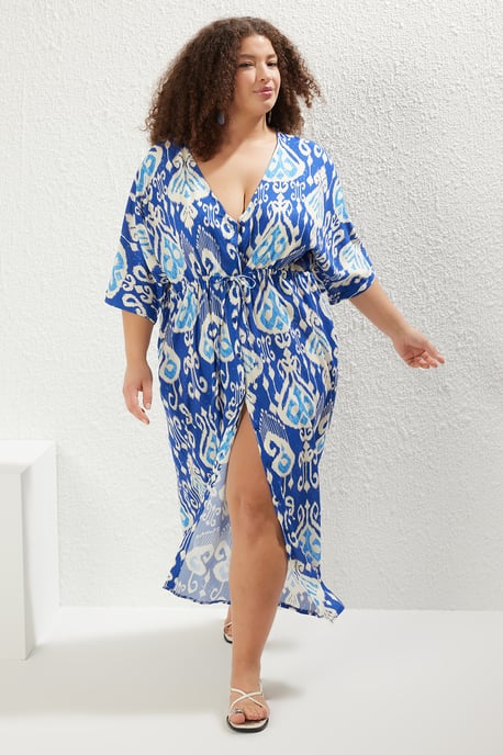 Trendyol Curve Dam Blå Etniskt mönster Maxi Kort Strandkläder A-linje Plus size Klänning - Image 6