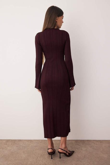 TRENDYOLMİLLA Women's Purple Plain Maxi Long Casual Bodycon Dresses - Image 3