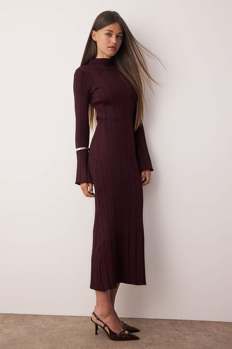 TRENDYOLMİLLA Women's Purple Plain Maxi Long Casual Bodycon Dresses - Image 4