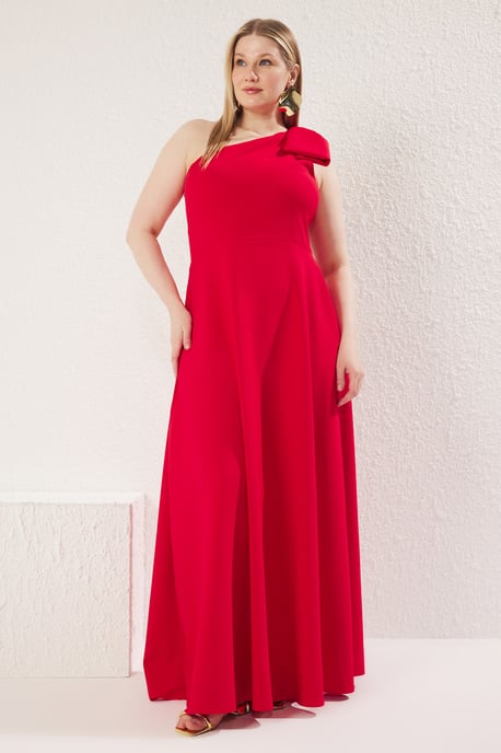 Trendyol Curve Dam Röd Enfärgad Maxi Ärmlös Elegant/Kväll A-linje Plus size Klänning - Image 1