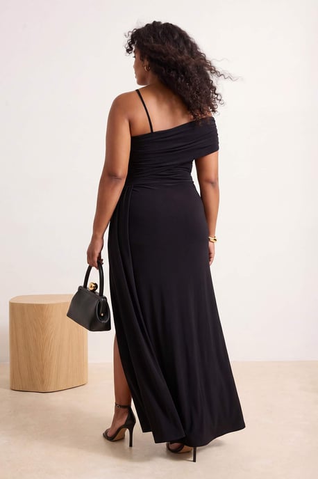 Trendyol Curve Dam Svart Enfärgad Maxi Ärmlös Casual Rak Plus size Klänning - Image 2