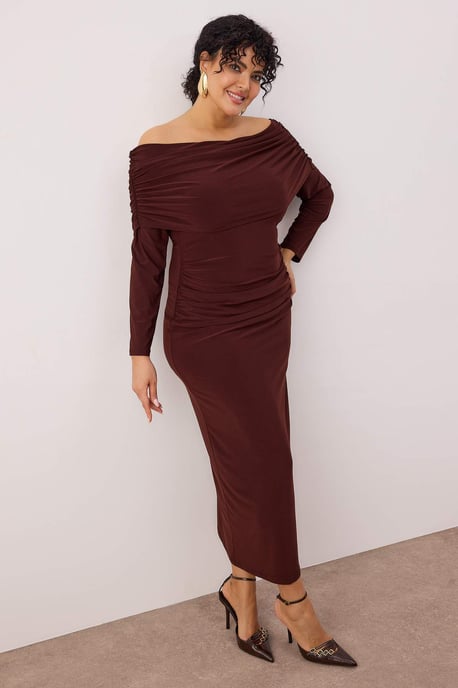 Trendyol Curve Dam Brun Enfärgad Maxi Lång Elegant/Kväll A-linje Plus size Klänning - Image 2
