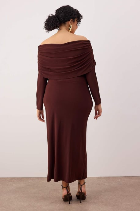 Trendyol Curve Dam Brun Enfärgad Maxi Lång Elegant/Kväll A-linje Plus size Klänning - Image 4