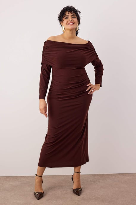Trendyol Curve Dam Brun Enfärgad Maxi Lång Elegant/Kväll A-linje Plus size Klänning - Image 6