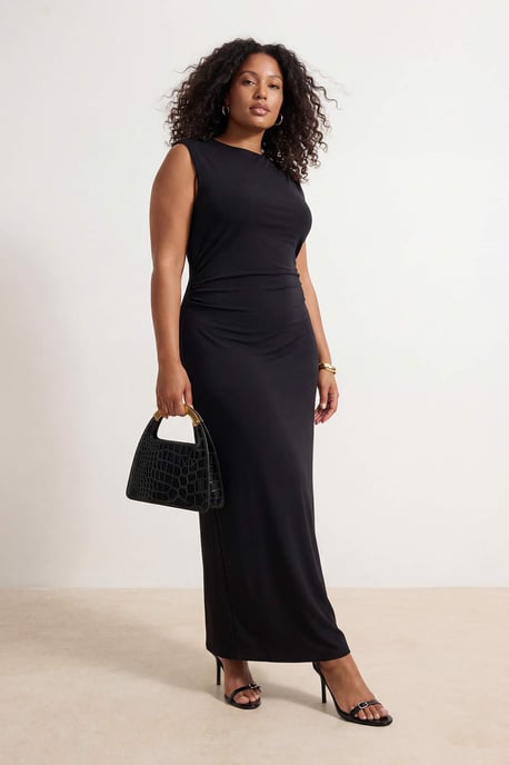 Trendyol Curve Dam Svart Enfärgad Maxi Ärmlös Casual Rak Plus size Klänning - Image 2
