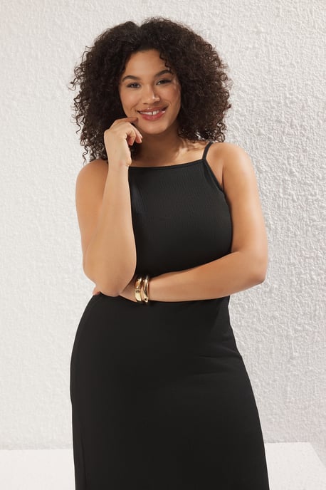 Trendyol Curve Dam Svart Enfärgad Maxi Ärmlös Casual A-linje Plus size Klänning - Image 6