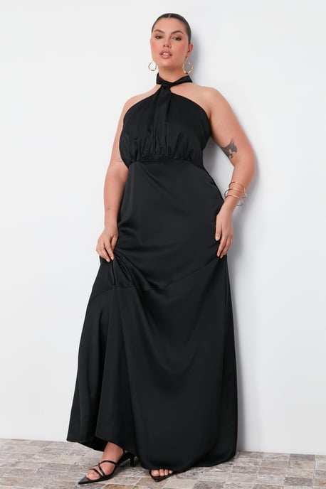 Trendyol Curve Dam Svart Enfärgad Maxi Ärmlös Elegant/Kväll A-linje Plus size Klänning - Image 2