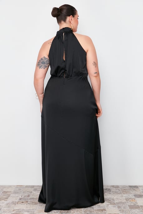 Trendyol Curve Dam Svart Enfärgad Maxi Ärmlös Elegant/Kväll A-linje Plus size Klänning - Image 5