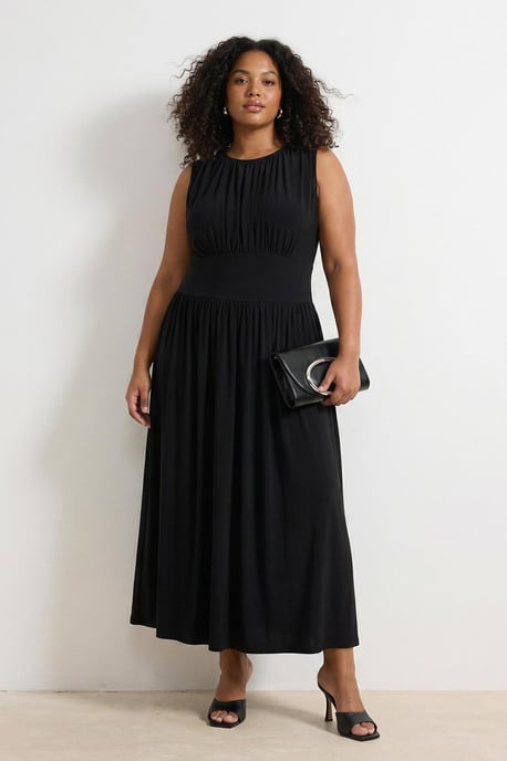 Trendyol Curve Dam Svart Enfärgad Maxi Ärmlös Casual A-linje Plus size Klänning - Image 3