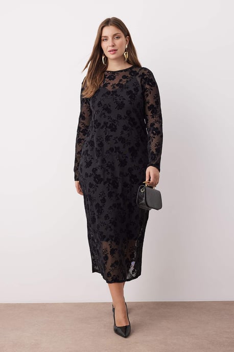 Trendyol Curve Dam Svart Blommig Maxi Lång Casual A-linje Plus size Klänning - Image 2