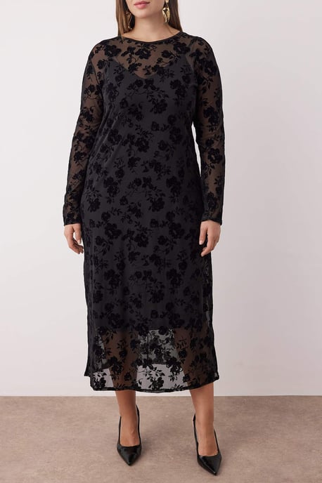 Trendyol Curve Dam Svart Blommig Maxi Lång Casual A-linje Plus size Klänning - Image 3