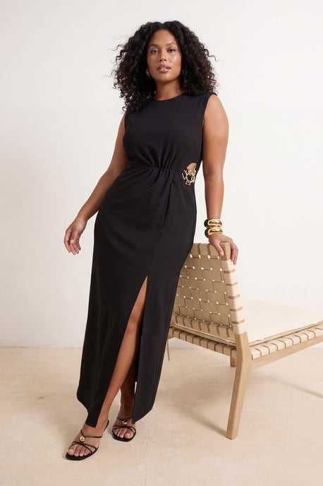 Trendyol Curve Dam Svart Enfärgad Maxi Ärmlös Fest A-linje Plus size Klänning - Image 2