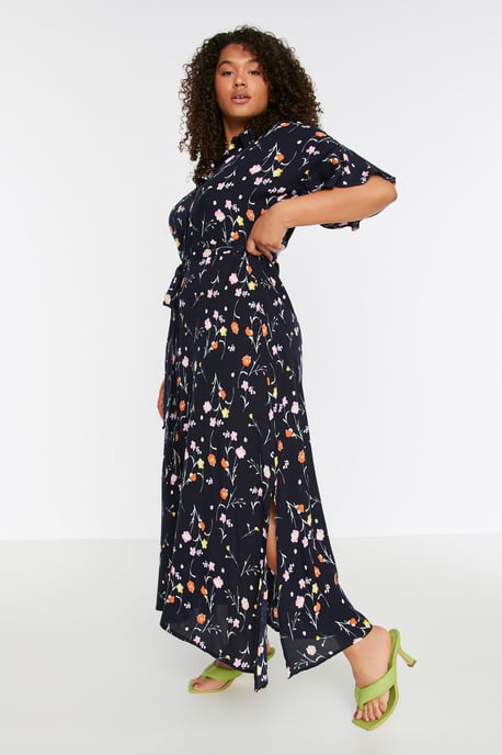 Trendyol Curve Dam Mörkblå Blommig Maxi Kort Casual A-linje Plus size Klänning - Image 6