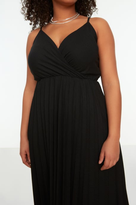 Trendyol Curve Dam Svart Enfärgad Midi Ärmlös Casual A-linje Plus size Klänning - Image 2