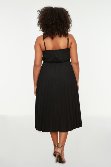 Trendyol Curve Dam Svart Enfärgad Midi Ärmlös Casual A-linje Plus size Klänning - Image 3
