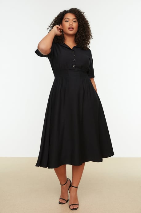 Trendyol Curve Dam Svart Enfärgad Midi Kort Casual A-linje Plus size Klänning - Image 1