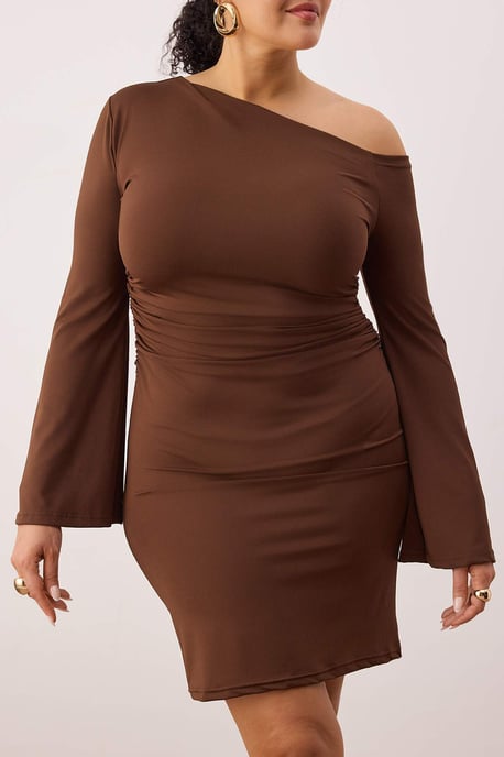 Trendyol Curve Dam Brun Enfärgad Midi Lång Casual Rak Plus size Klänning - Image 2