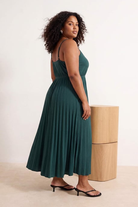 Trendyol Curve Dam Grön Enfärgad Midi Ärmlös Casual A-linje Plus size Klänning - Image 2