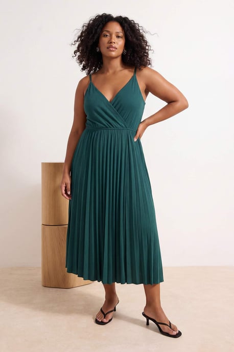 Trendyol Curve Dam Grön Enfärgad Midi Ärmlös Casual A-linje Plus size Klänning - Image 6