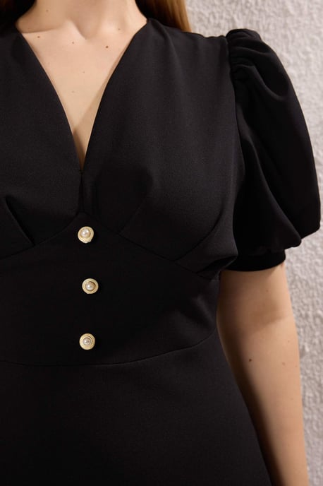 Trendyol Curve Dam Svart Enfärgad Midi Kort Cocktail A-linje Plus size Klänning - Image 3