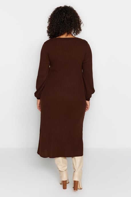 Trendyol Curve Dam Brun Enfärgad Midi Lång Casual Bodycon Plus size Klänning - Image 4