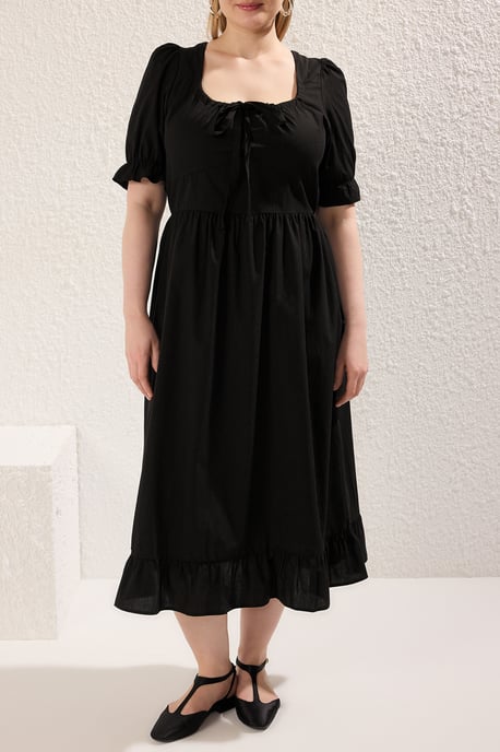 Trendyol Curve Dam Svart Enfärgad Midi Kort Casual A-linje Plus size Klänning - Image 2