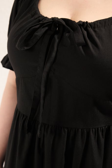 Trendyol Curve Dam Svart Enfärgad Midi Kort Casual A-linje Plus size Klänning - Image 3