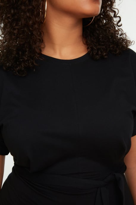 Trendyol Curve Dam Svart Enfärgad Midi Kort Casual Rak Plus size Klänning - Image 3