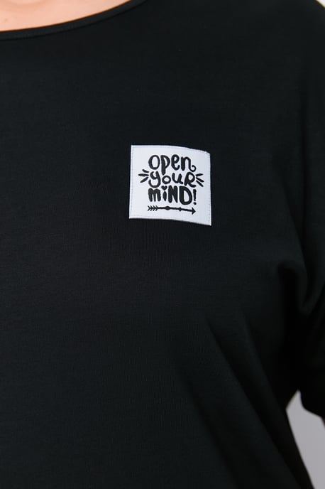 Trendyol Curve Dam Svart Slogan Midi Kort Casual Rak Plus size Klänning - Image 4