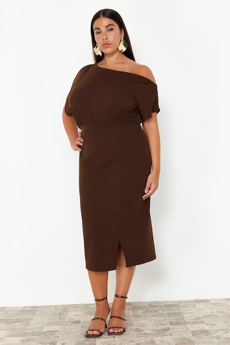 Trendyol Curve Dam Brun Enfärgad Midi Kort Fest Bodycon Plus size Klänning - Image 4
