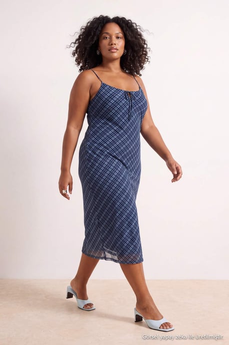 Trendyol Curve Dam Blå Rutig Midi Ärmlös Casual A-linje Plus size Klänning - Image 2