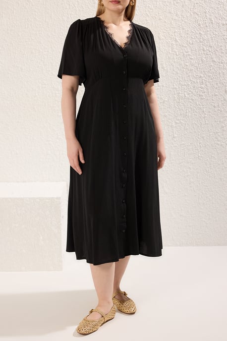 Trendyol Curve Dam Svart Enfärgad Midi Kort Casual A-linje Plus size Klänning - Image 2