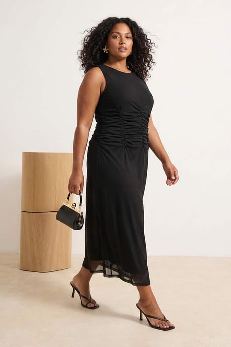 Trendyol Curve Dam Svart Djurmönster Midi Ärmlös Elegant/Kväll Bodycon Plus size Klänning - Image 1