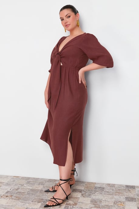 Trendyol Curve Dam Brun Enfärgad Midi Trekvartsärm Casual A-linje Plus size Klänning - Image 2