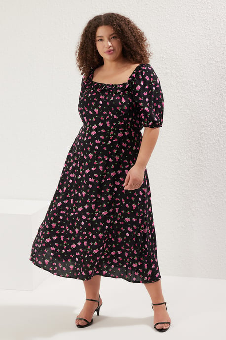 Trendyol Curve Dam Svart Prickig Midi Kort Casual A-linje Plus size Klänning - Image 1