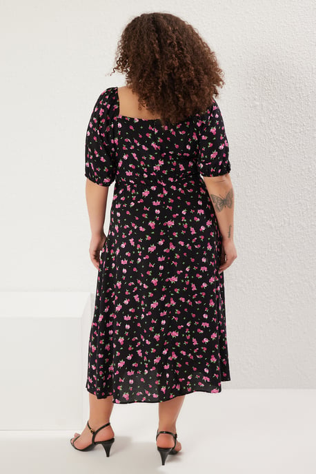 Trendyol Curve Dam Svart Prickig Midi Kort Casual A-linje Plus size Klänning - Image 4