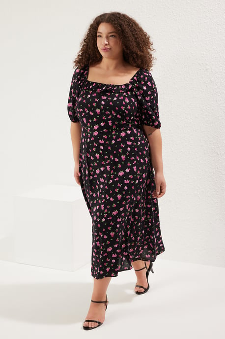 Trendyol Curve Dam Svart Prickig Midi Kort Casual A-linje Plus size Klänning - Image 6