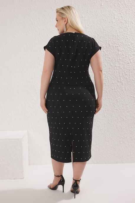 Trendyol Curve Dam Svart Enfärgad Kort / Mini Ärmlös Elegant/Kväll A-linje Plus size Klänning - Image 3